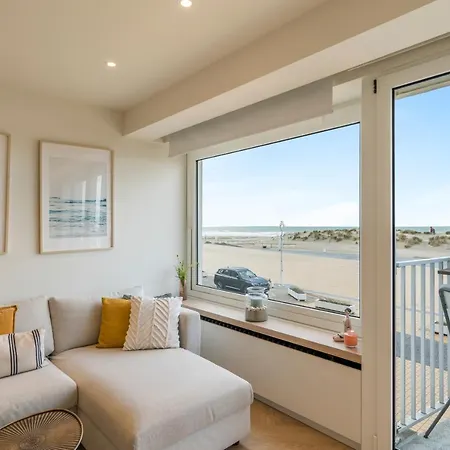 Romantic Getaway With Sea View In *