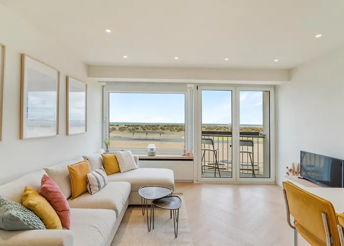 Romantic Getaway With Sea View In